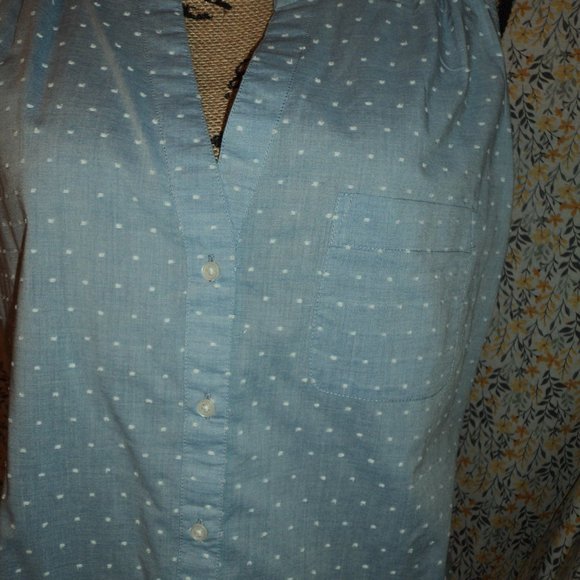 Sleeveless Top/Blouse - Picture 4 of 7